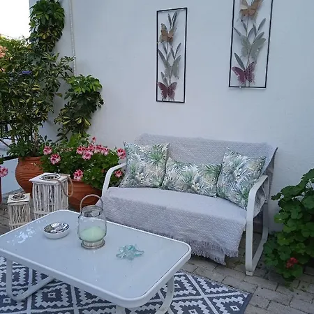 شقة Adam's House Achladies (Skiathos)