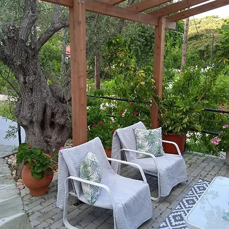 Adam's House شقة *