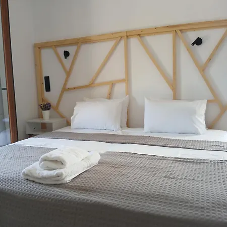 Adam's House Achladies (Skiathos)