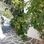 Adam's House * Achladies